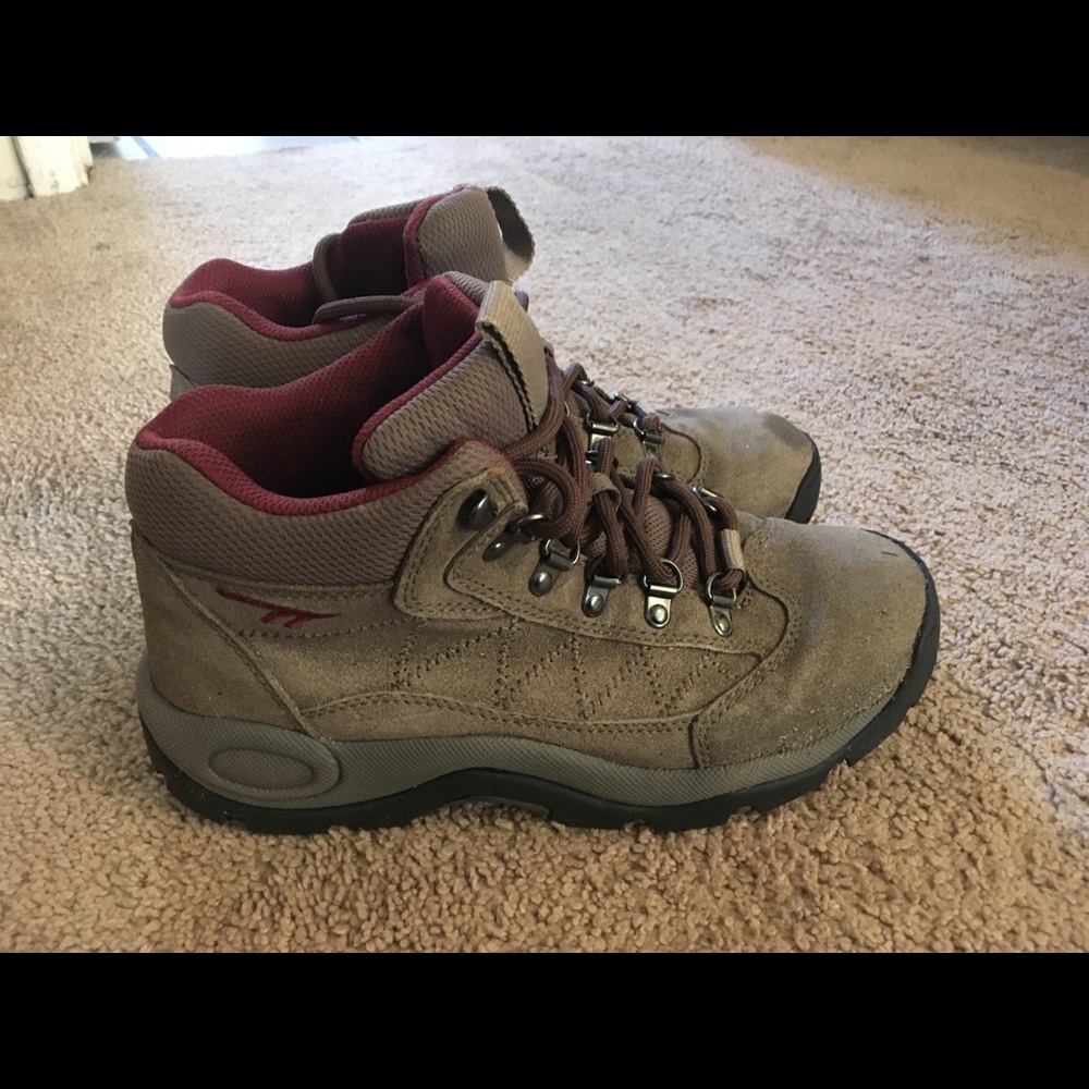 Women’s hiking boots